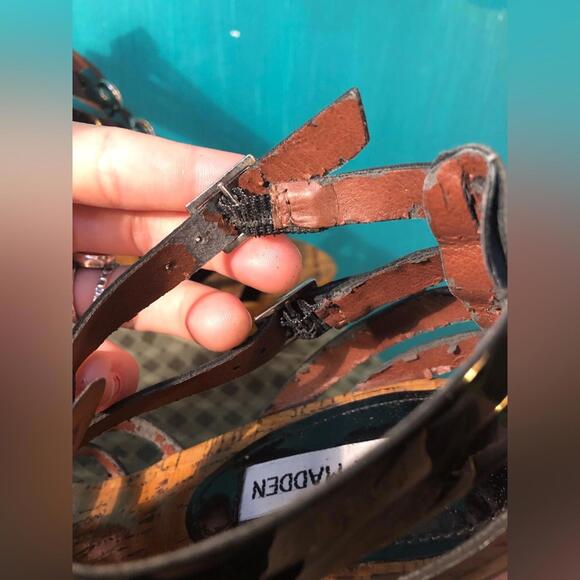 8.5 Steve Madden Black Gladiator Metal Loop Wedge Heels - Picture 9 of 9